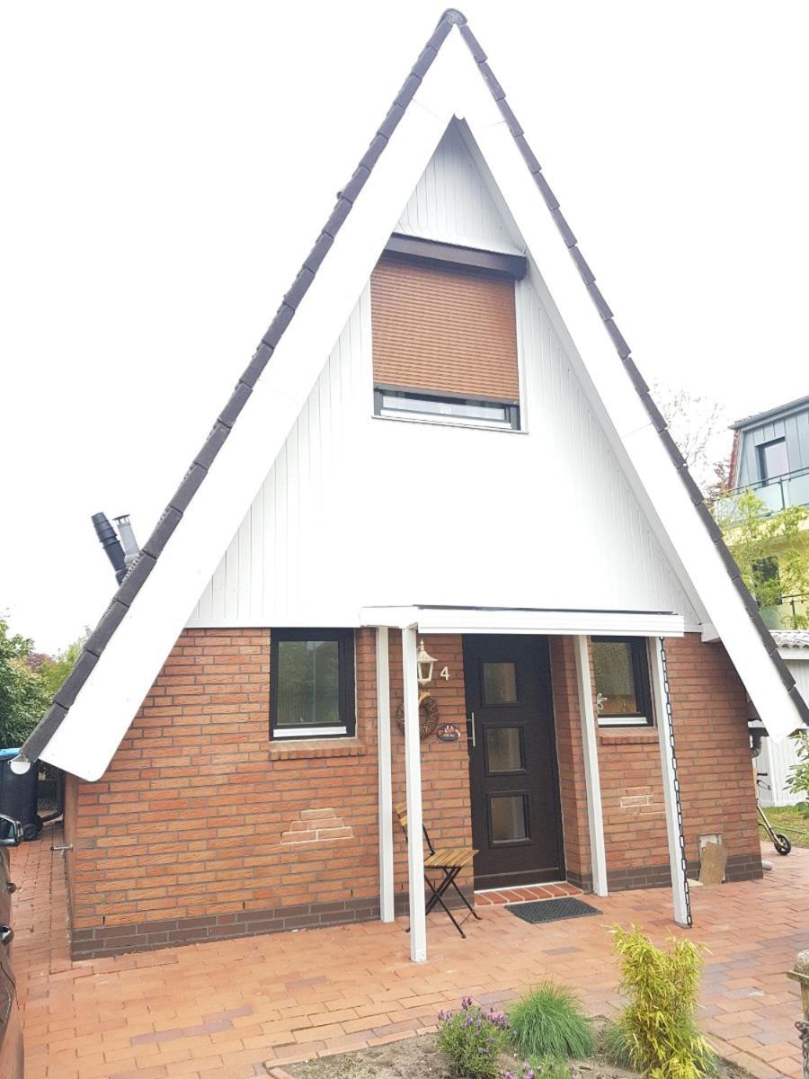 Holiday home Kampweg 4 *